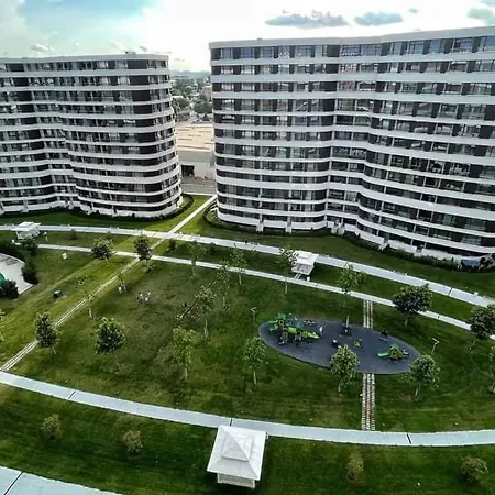 Apartment 1bdr Luxurious Flat With Pool And Garden *